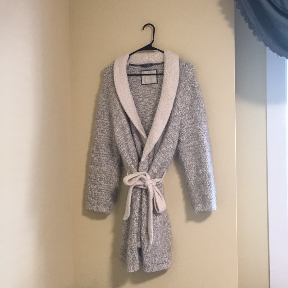 Abercrombie and Fitch Sherpa Soft Robe